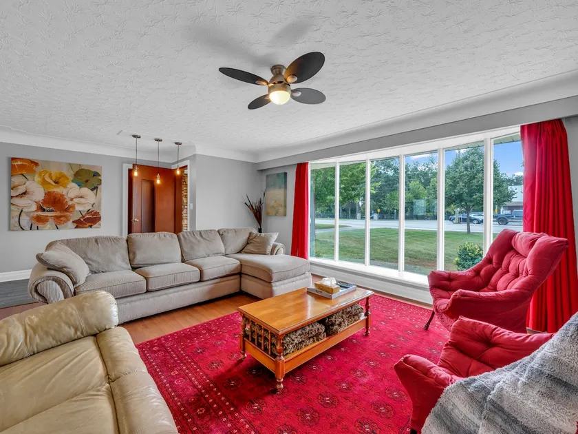 Park Bungalow #4 - Seacliff Beach Suites - Image 1