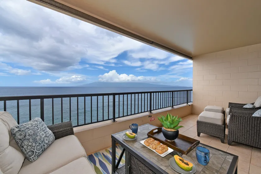 Remodeled OceanFront Condo - Maui Kai 605 - Image 1