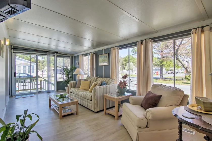 Dog Friendly! Ocean Pines 'Crabby Cottage' - Image 1