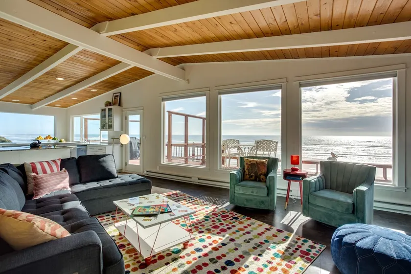 Ocean Front Duplex with Views! Dog Friendly! Free Wifi! - Image 1