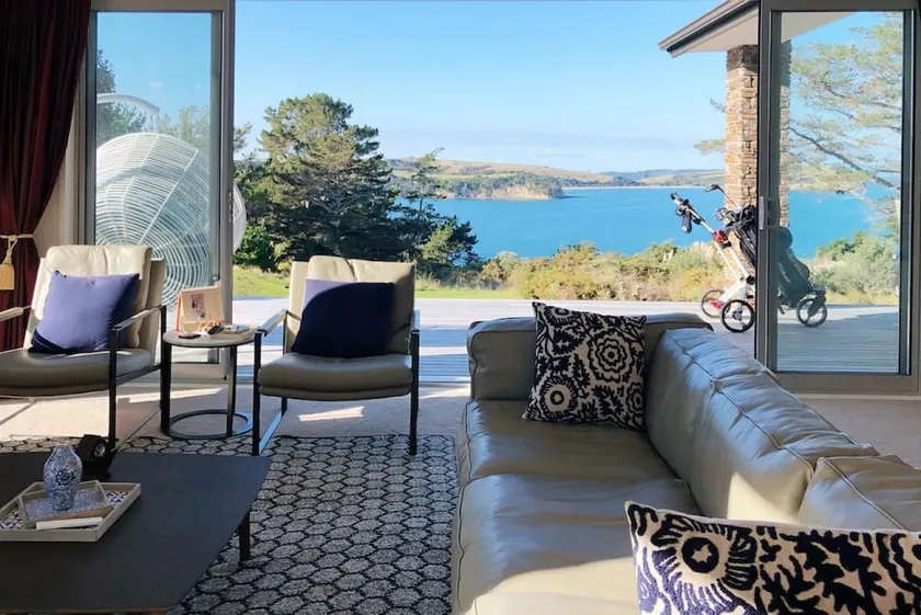 Deluxe Coastal Home & Award-winning Golf - Image 1