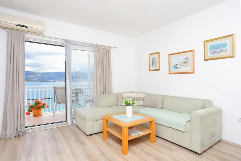 A-15595-a Two-room apartment with balcony and - Image 1