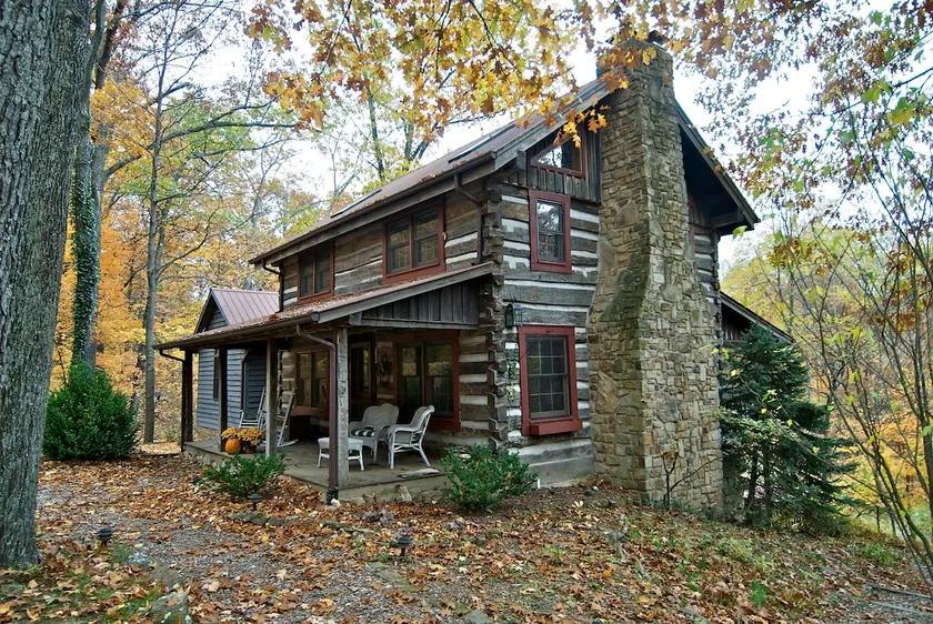 Wildflower Ridge | Romantic Getaway • Hot Tub - Image 1