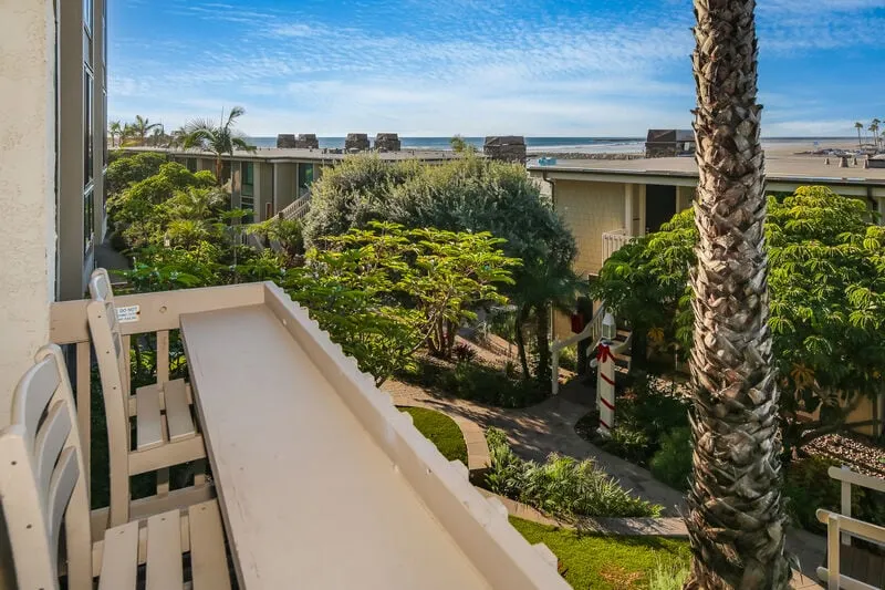 * Nouvelle inscription * Condo 1 ch avec vue sur l'océan et le port * SUPER PROCHE DE LA PLAGE * F11 Morely's Beach house - Image 1