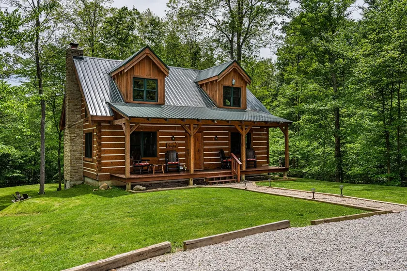 Cozy Dog Log Cabin | Hot Tub • Pet-Friendly - Image 1