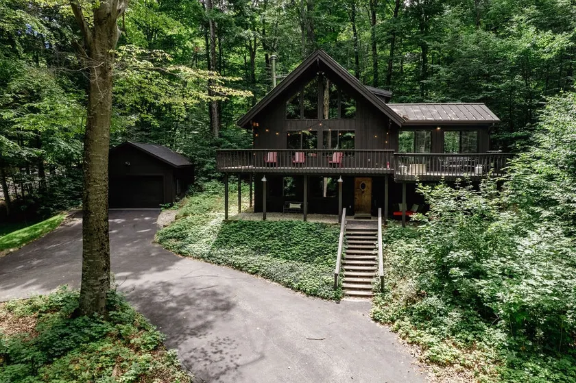 Northern Nights Chalet by Wanderlust Abodes - Image 1