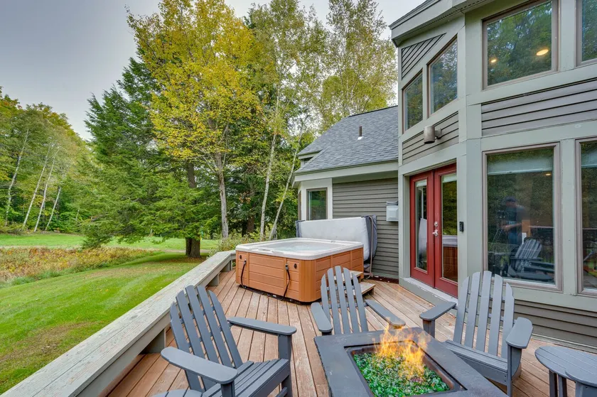 NEU! Ski-in Condo mit Whirlpool auf Burke Mtn Pisten! - Image 1