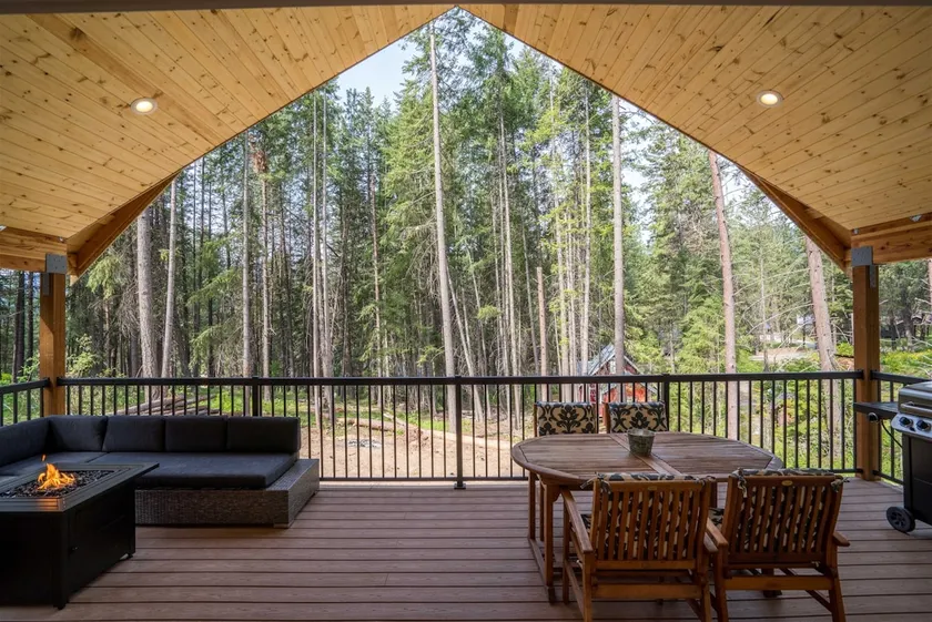 Woodland Chalet | Hot Tub & Firepit - Image 1