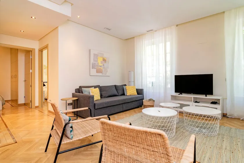 Deluxe Lägenhet Velazquez Suites III - Image 1