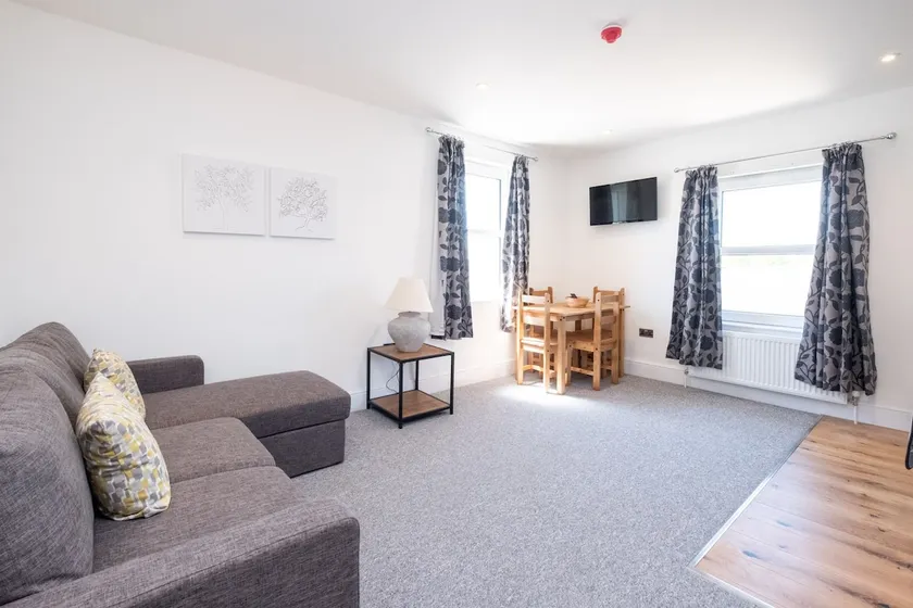 Rowan - Three Tuns Apartments , Wickham Market - by Aldeburgh Coastal Cottages - Image 1