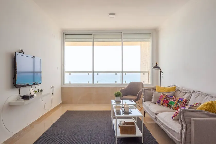 3BR Beachfront Apt w/ Amazing Sea View | Mamad - Image 1