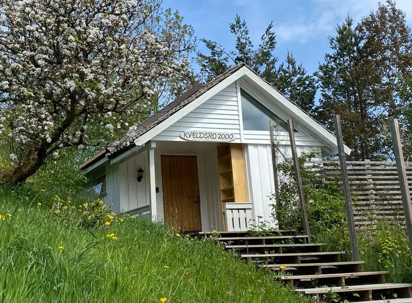 Kveldsro cabin in nice surroundings - Image 1