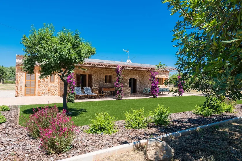 Appartamento totalmente attrezzato con barbecue e giardino - Image 1