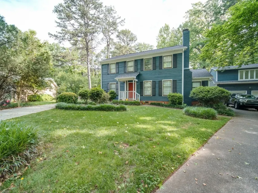 4-BR South Charlotte Getaway—Mins to Everything! - Image 1