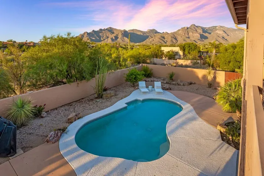 Arnoldo: 5 Bed | 4 Bath | King Beds, Pool, Hot Tub - Image 1