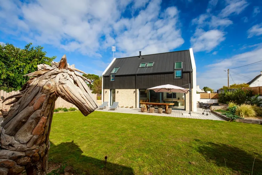Nyt! Arkitektens Villa 2 Skridt fra Stranden og Centrum af Quiberon - Image 1