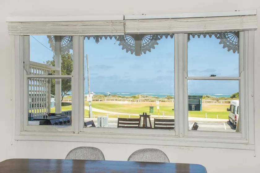 Doc's Cottage - Vistas al mar - Image 1