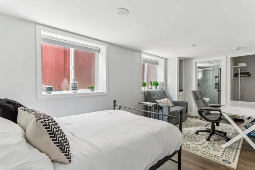 The Lily Suite: better than a hotel, free laundry - Image 1