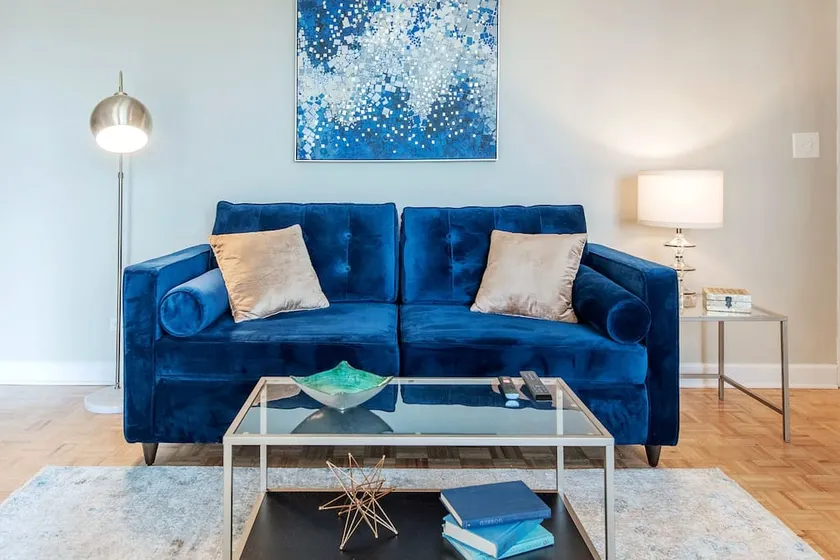 2BR/2BA | Walk to Aquarium & Stadium - Image 1
