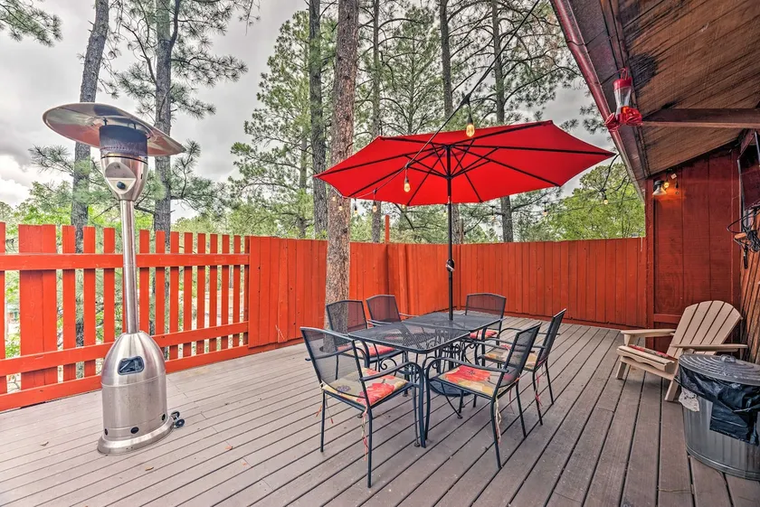 Ruidoso Cabin w/ Deck & Grill - Walk to Town! - Image 1