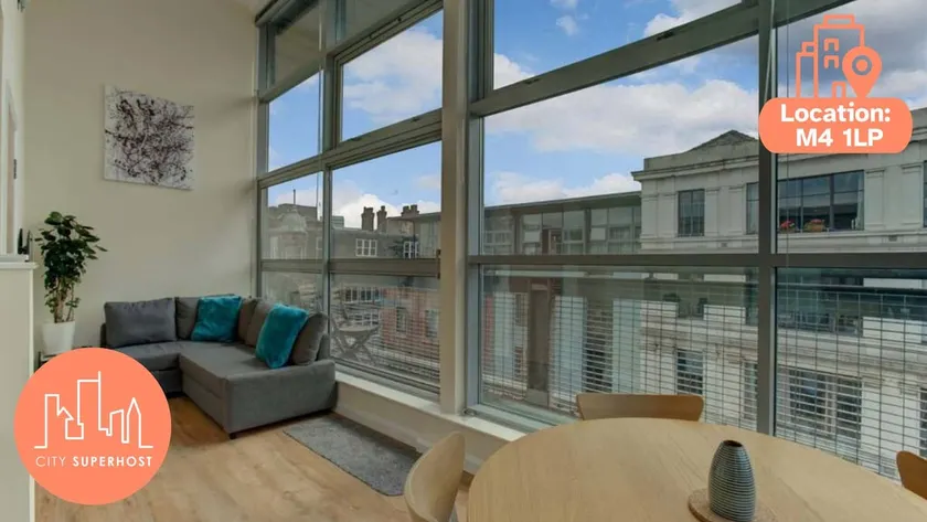 1 Bed NQ Penthouse | Panoramic Views - Image 1