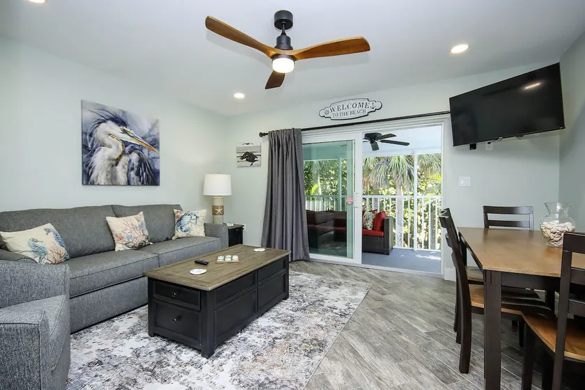 Classic Sanibel Escape Colony Inn 11 - Image 1