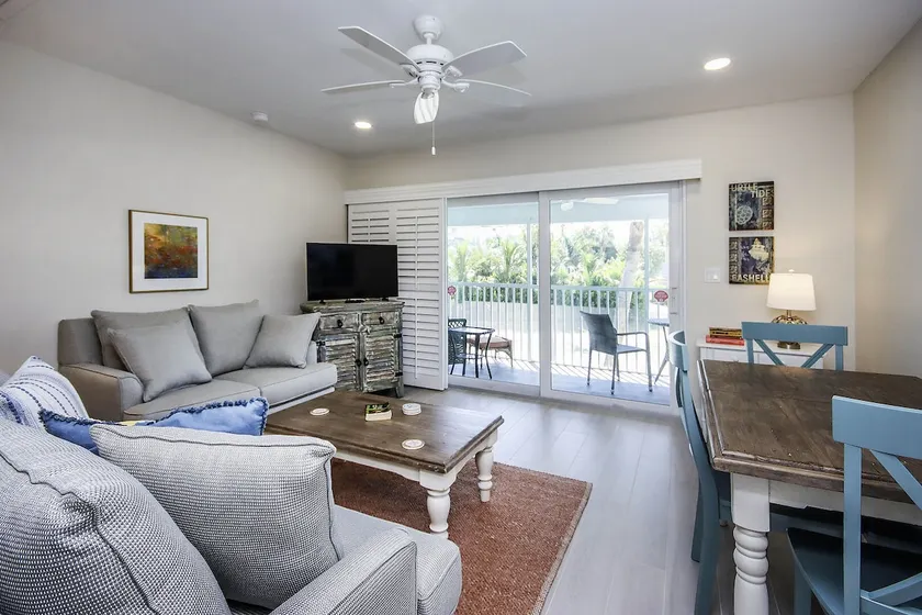 Beachside - 1BR Sanibel Condo - Colony Inn 43 - Image 1