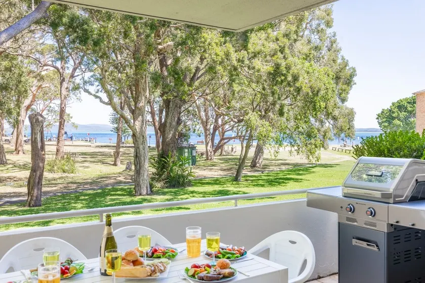 Mistral Court 13 walk across to Little Beach - Image 1