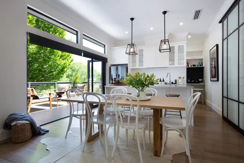 Sandringham ~ Luxury for 6 guests ~ Free Wifi - Image 1