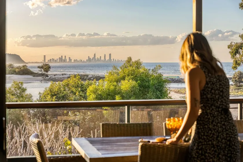 Currumbin Beachside Retreat - Image 1