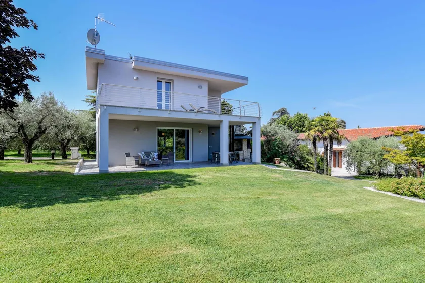 Casa Linda - Image 1