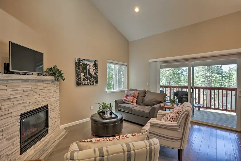 1 Mi to Skiing & Beaches: Incline Village Home! - Image 1