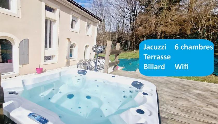 Mansion & spa - Image 1