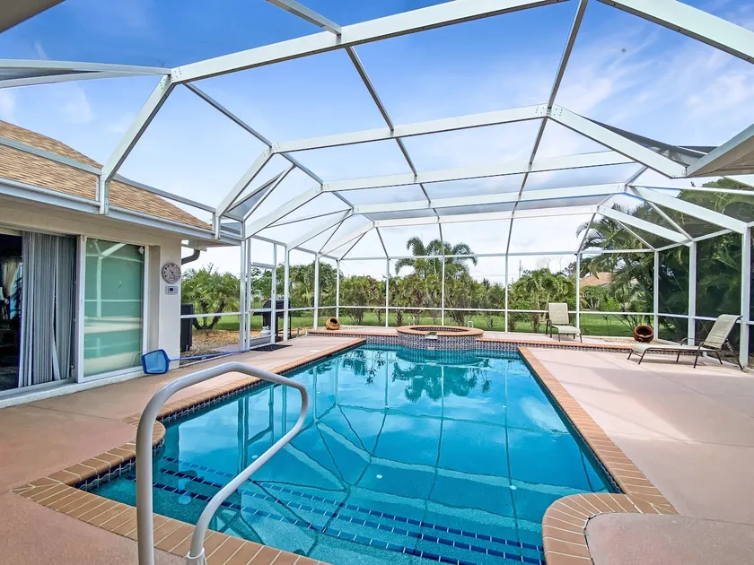 Shangri-La, für 6 Personen, privater beheizter Pool, Rotonda, Florida - Image 1