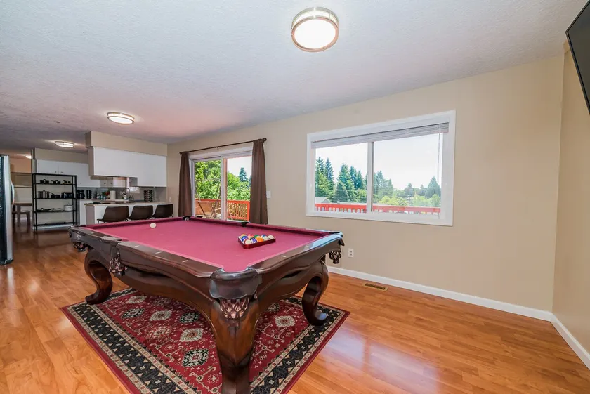 Spacious 3BR 2BA W/ Billiard Room & Projector - Image 1