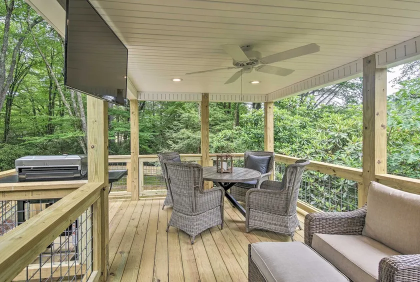Blowing Rock Home: 1 Block to Downtown! - Image 1