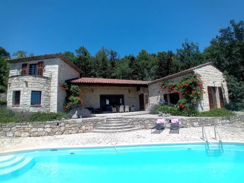 Spacious Villa for 6 - amazing pool and views - Image 1
