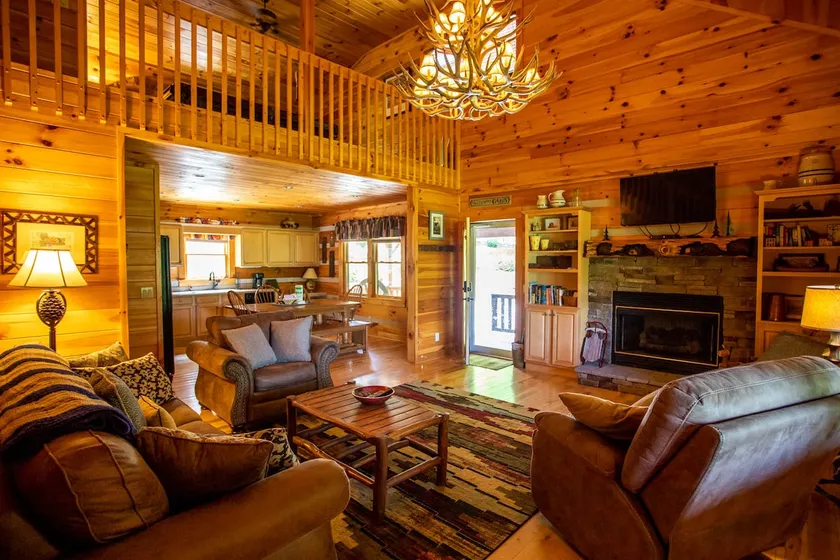 Log Cabin with Hot Tub & Views - Image 1