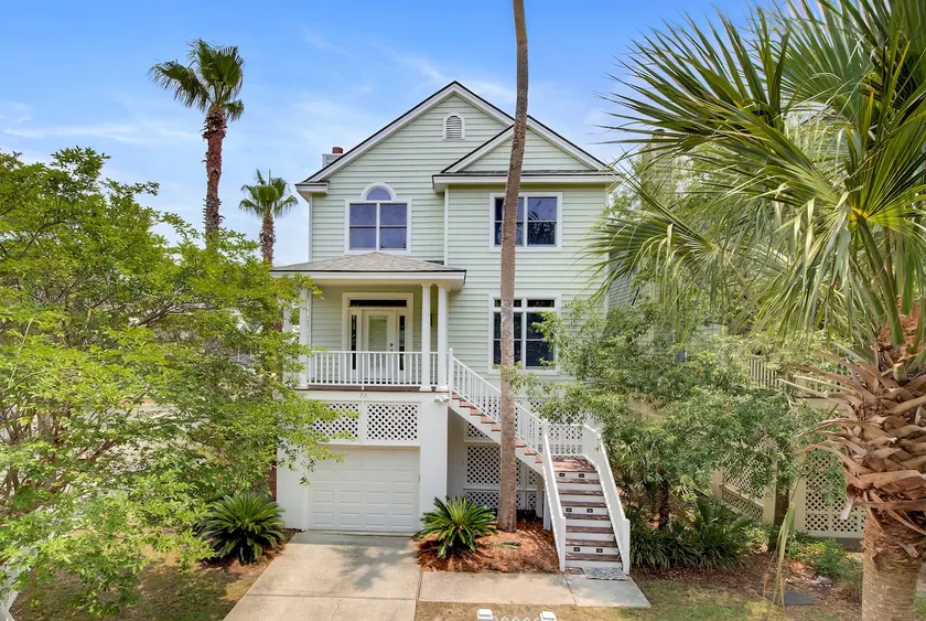 73 Grand Pavilion by Avantstay Corner Lot, Porch - Image 1