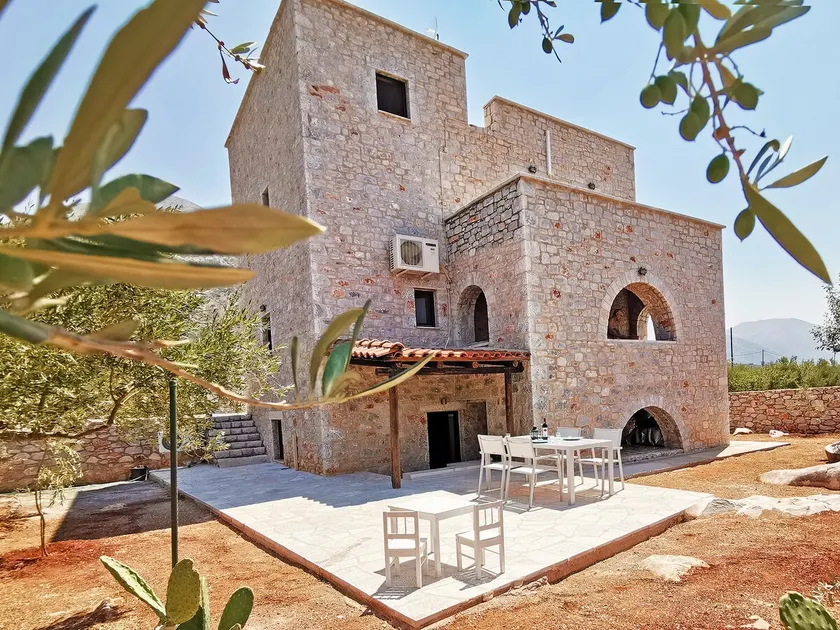 Beautiful maisonette in Mani near all attractions and tavern - Image 1