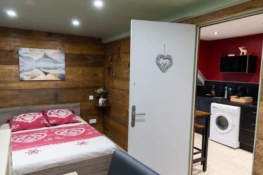 Mon p'tit Chalet-Apartment-Apartment-Bathroom p - Image 1