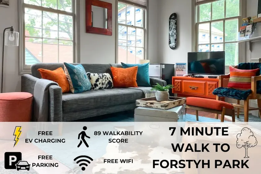 Charming Savannah Townhouse Walk to Forsyth Park - Image 1