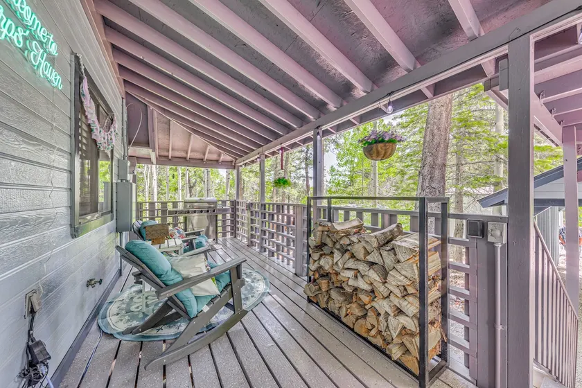 Quaint Cloudcroft Cabin w/ Stunning Forest Views! - Image 1
