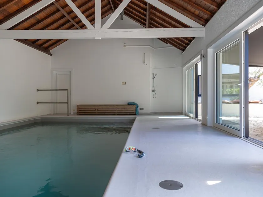 Beheizter Pool und Zugang zum Strand - Image 1