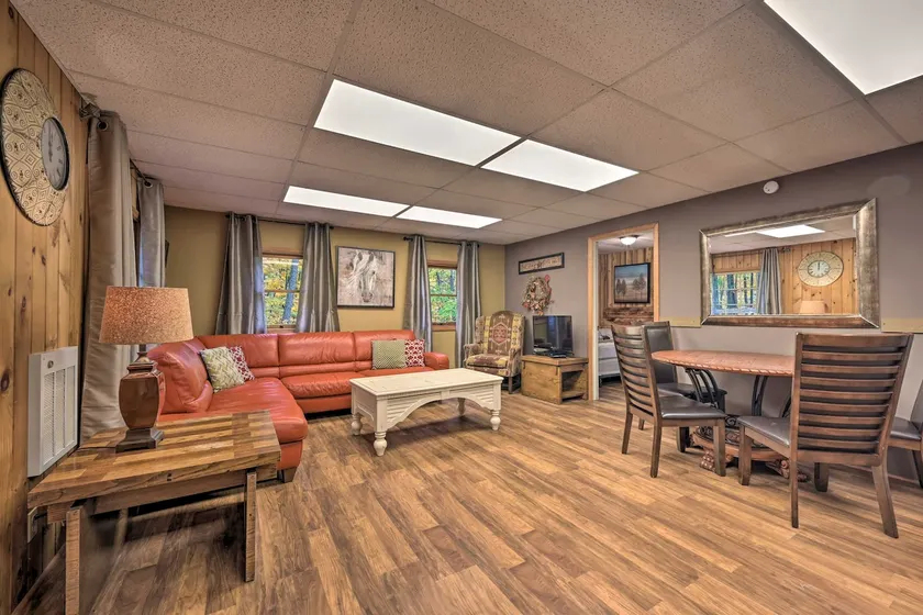 ‘John Wayne' Apartment - Deck, BBQ, Horses On-Site - Image 1