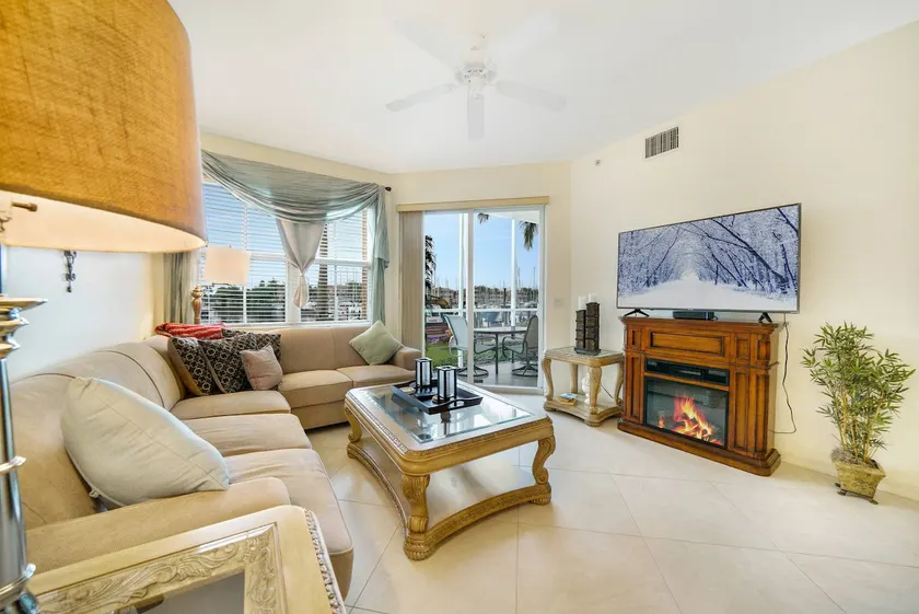 Seaside Serenity at Harbor Towers Marina Views! - Image 1