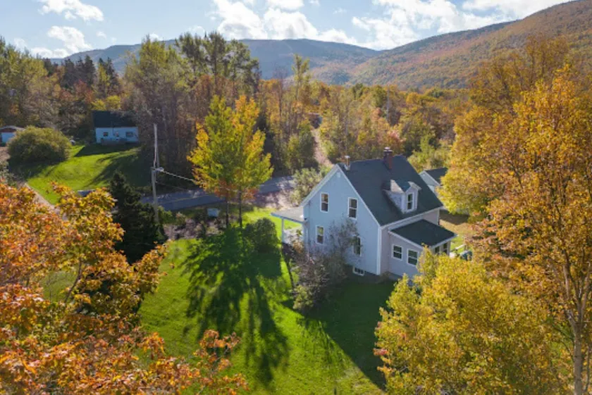 Home base to explore National Park area and trails - Image 1