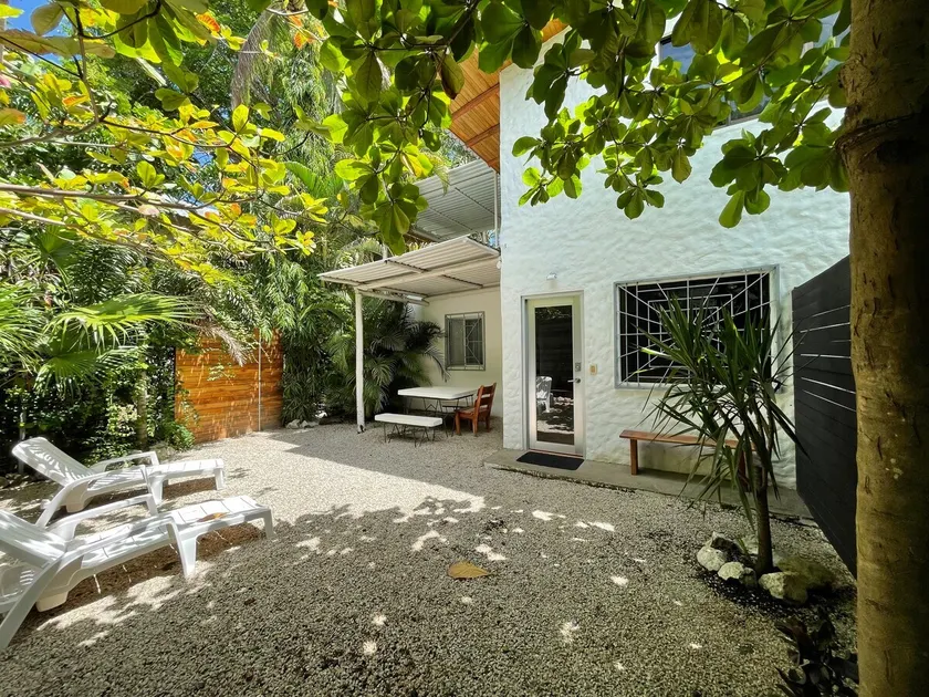 Salt1, Guiones 1BR Private Garden, Walk to Beach - Image 1