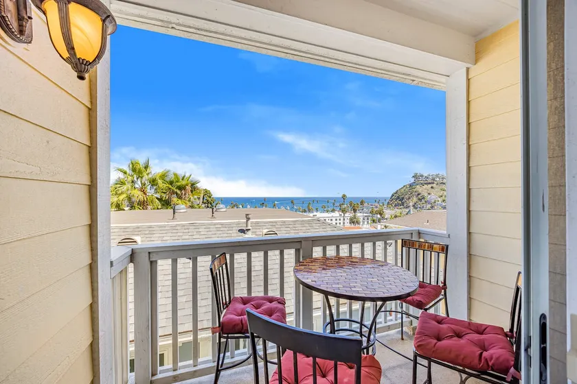 217BA: Lovely 3 bdrm, 2.5 Bath, Ocean Views, Wifi - Image 1
