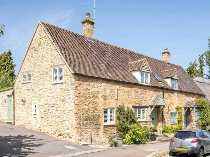 East Leaze - Image 1